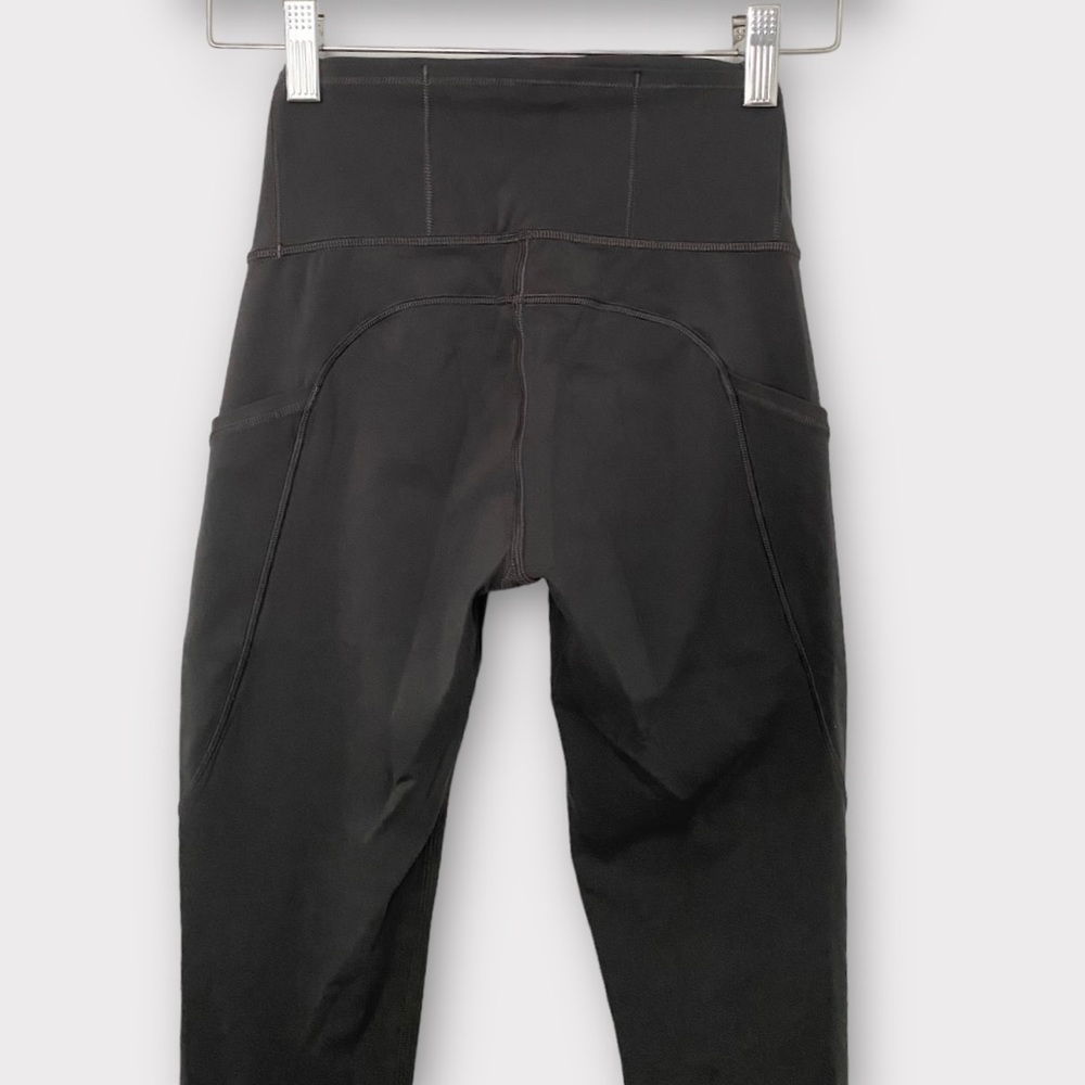 Lululemon Fast and Free Crop II 19" *Non-Reflective Graphite Grey Nulux Size 2 - Picture 9 of 14